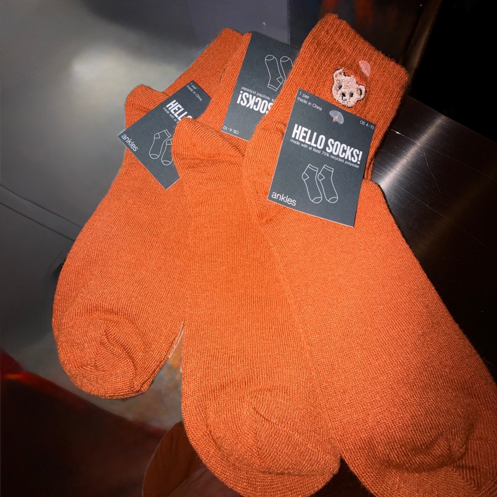 3 PACK Hello Socks Ankle Socks Women OS 4-10 NEW Copper Embroidered Teddy Bear
